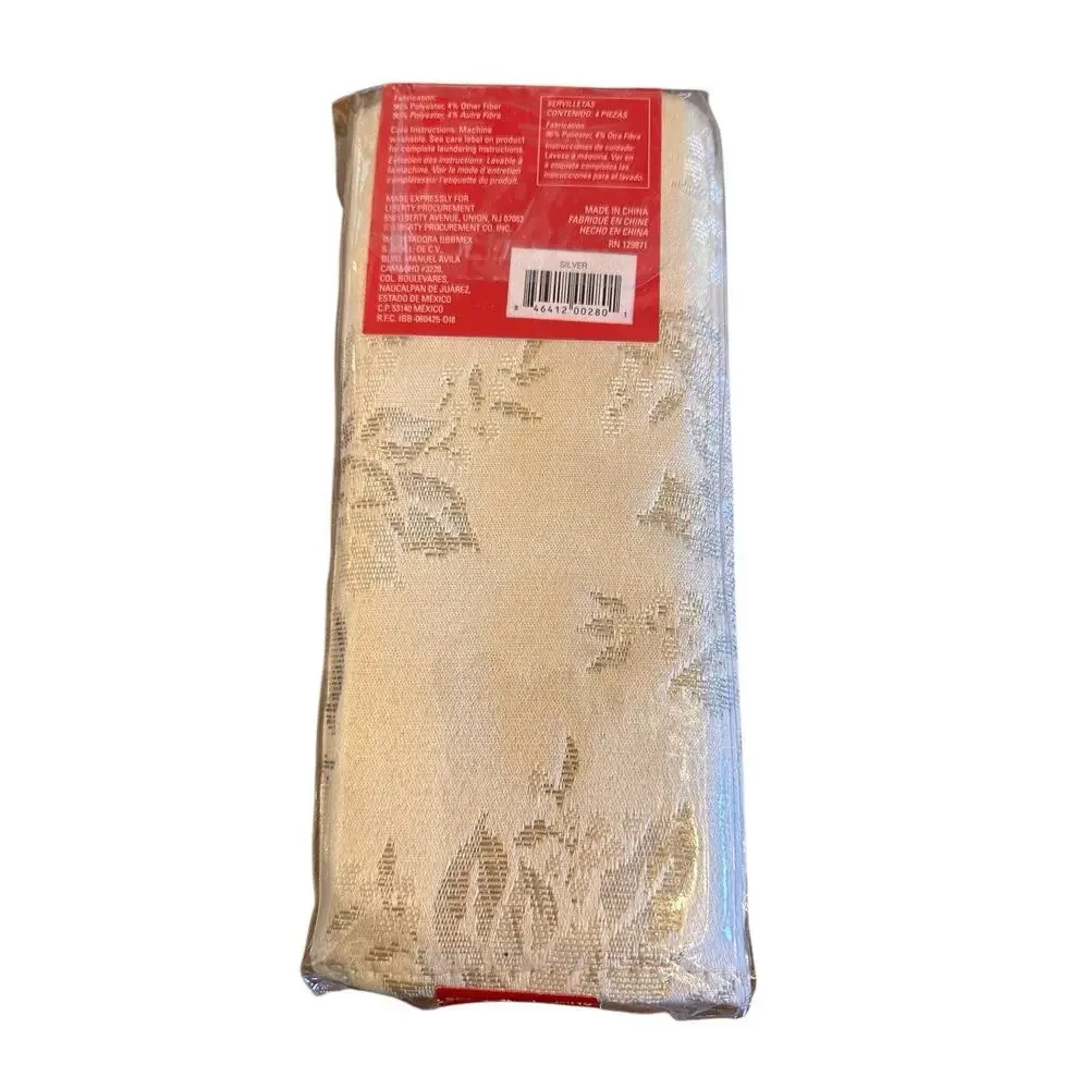 Bed Bath & Beyond Winter Shine Winter Wonderland Napkins 4 Silver Poinsettia